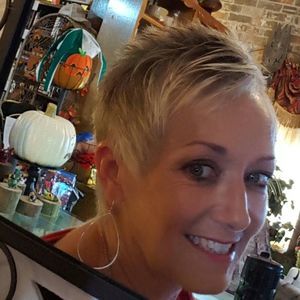 Meet your Posher, Rita